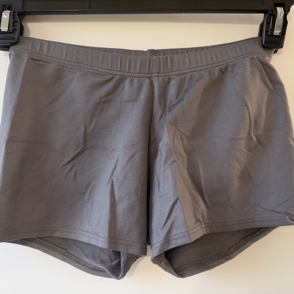 Motionwear Girls Gray Dance/Active Shorts